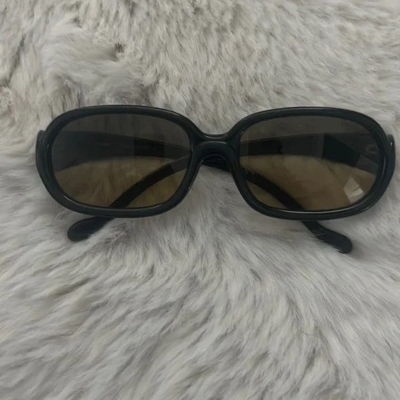 Vintage Fendi eyeglasses frames Stylish and Bold Pre Owned Authentic Fendi Fendi SL 7668 55 D21 – Vintage Frames Company main image 2